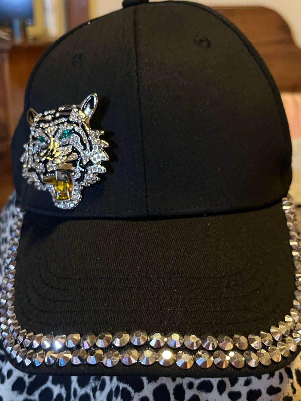 🧢 JAM Designs Rhinestone Tiger Statement Cap JAM-09 - Picture 3 of 4